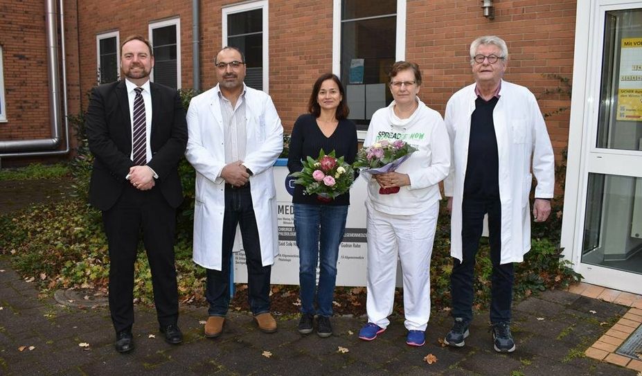 V.l.n.r.: Geschäftsführer Rainer Röhrs, Ärztlicher Leiter Dr. med. Abdel Salam Ihklawi, Dr. med. Susanne Kutscher, Gudrun Rabe und Dr. med. Michael Ecker.