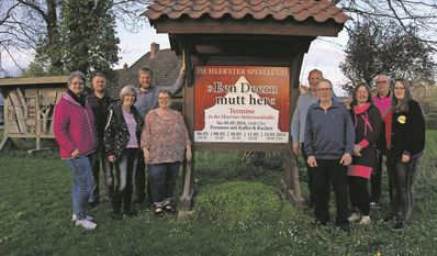 Die heers‘ter Speelüüd freuen sich auf viele Besucher:innen bei der Premiere und den weiteren Aufführungen.