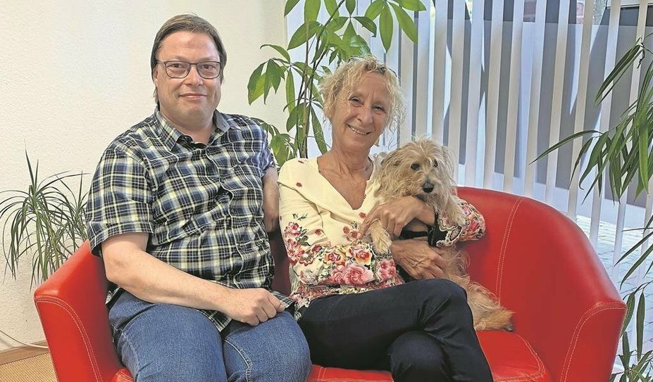 Jörn Brünjes und Birgit Wiechmann organisieren die erste öffentliche Armutskonferenz im Kreis Osterholz. Foto: limo