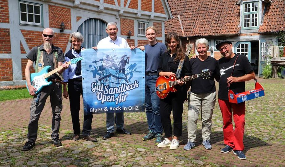 Zehn handverlesene Blues- und Rockbands sind am 2. und 3. August beim neunten Gut Sandbeck Open Air zu Gast.