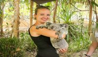 Nathalie Gerkens erlebte auf ihrer Reise tolle Momente in beeindruckenden Landschaften - wie hier auf Bali - und durfte in Australien sogar mit einem Koala kuscheln.
