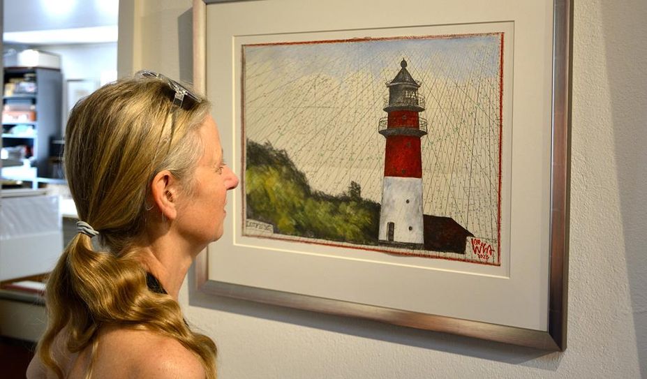 Im Rahmen der zwölften Sommerausstellung zeigt „Die Kleine Galerie am Moor“ Werke von Ole West. Der Künstler widmet sich vor allem maritimen Motiven.
