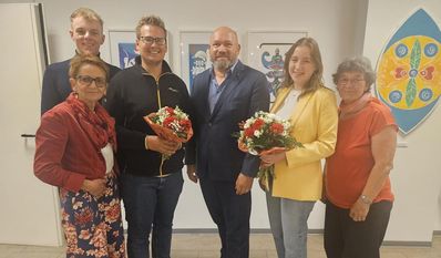 Der SPD-Vorstand mit dem Bürgermeisterkandidaten Torsten Haß (dritter von rechts).