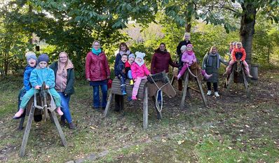 Die Kinder der Kita Ringstedt haben im Garten der NABU Umweltpyramide viel entdecken und erleben können.
