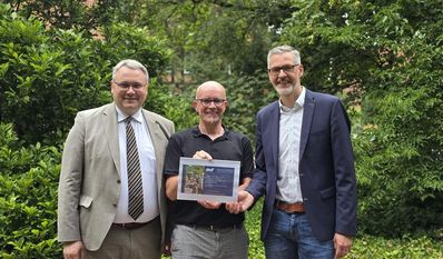 Landrat Marco Prietz, Udo Fischer (Touristikverband) und Karsten Heinsohn (dwif-Consulting GmbH) präsentierten die zentralen Ergebnisse der Studie.