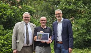 Landrat Marco Prietz, Udo Fischer (Touristikverband) und Karsten Heinsohn (dwif-Consulting GmbH) präsentierten die zentralen Ergebnisse der Studie.