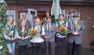 Das neue Königshaus feierte mit den weiteren Mitgliedern ein wunderbares Schützenfest.