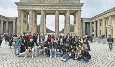 Das Programm bietet den Jugendlichen nicht nur eine neue Familie auf Zeit, sondern auch viel Programm mit vielen netten Menschen.