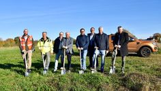 Die Initiatoren freuen sich auf das neue Feuerwehrhaus.