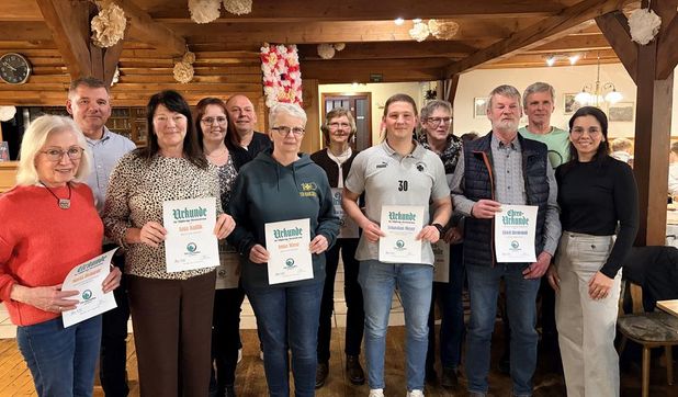 Die geehrten Mitglieder im Jubiläumsjahr.