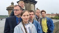Das Ensemble von „Über den Zaun“.