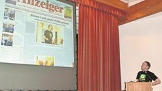 Bardenhagen zeigte in seiner Präsentation auch mehrere ältere Artikel aus dem Anzeiger.