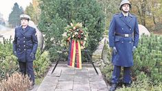 Kranzniederlegung in der Lucius-D.-Clay-Kaserne .