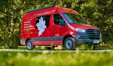 Das Team des InfoMobils hält jede Menge nützlicher Informationen parat.