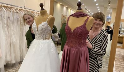 Heike Ringe und petra Dworak freuen sich, auch am Marktwochenende viele neue Kundinnen kennenzulernen.