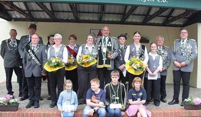 Die neue Königsfamilie wurde gebührend gefeiert.