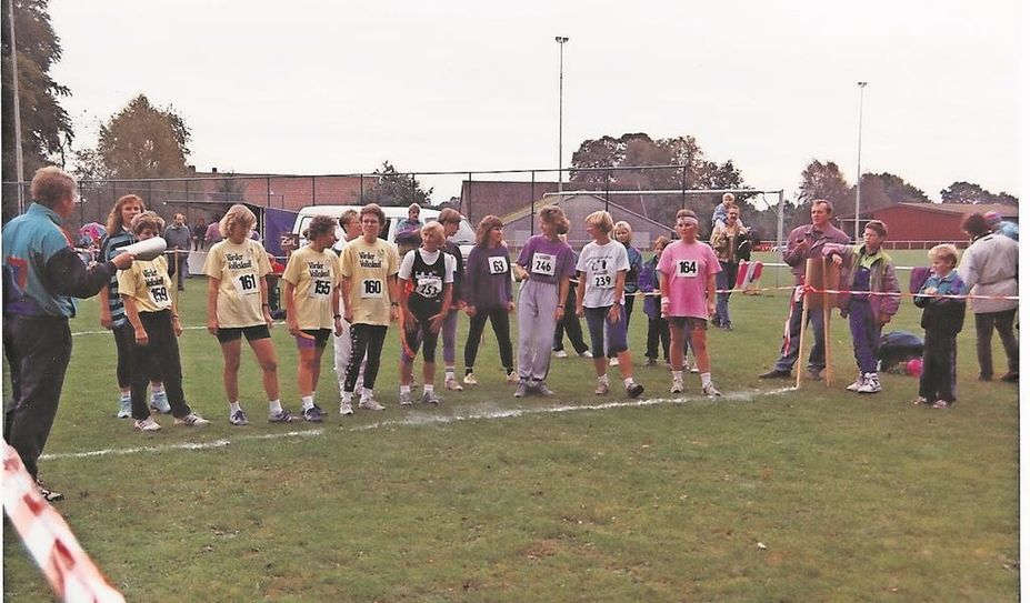 Der Start des Frauenlaufs  im Rahmen des Herbstlaufs im Jahr 1991.