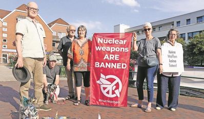Die Aktiven des Friedensbündnis wollen mit den Menschen der Stadt ins Gespräch kommen.
