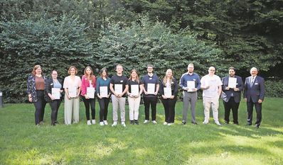 Freuen sich, das Arbeitsleben in der Kreisverwaltung kennenzulernen und mitzugestalten: die neuen Auszubildenden.