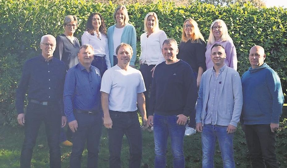 Der ChorUnikum besteht aus mehreren befreundeten Paaren und singt für sein Leben gern.