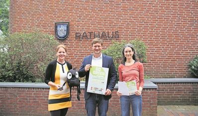 (v. l.) Dr. Mara Jekosch, Bürgermeister Kim Fürwentsches und Regine Moll von der Frewilligenagentur freuen sich auf rege Teilnahme.