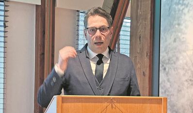 Dr. Michael Schröder aus Bremervörde sprach bei der Jahreshauptversammlung des Arbeitgeberverbandes.