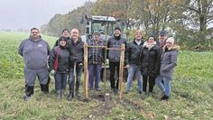 Die Hochzeitsallee in Abbenseth wächst jedes Jahr ein Stückchen weiter.