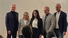 Von links: Michael Harjes, Dr. Dörte Liebetruth, Özge Kadah, Dominik Schmengler und Oliver Blau.