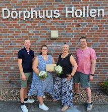 (v. l.) Tobias Wehber, Isabell Jungclaus, Ute Mahler-Leddin und Ralf von Kamp zeigten sich zufrieden mit dem ersten Hofflohmarkt.
