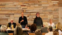 Erwin Bienewald (Stiftung Maribondo da Floresta), Guido Will, Dèsirèe K. Himmelmann-Hoeft und Andrea Wottrich (alle PVO) bei der Auftaktveranstaltung in der Bötjer`schen Scheune.