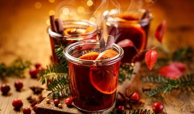 Ein heißer Glühwein oder Punsch darf bei dem Besuch des Weihnachtsmarktes in Hesedorf natürlich auch nicht fehlen.