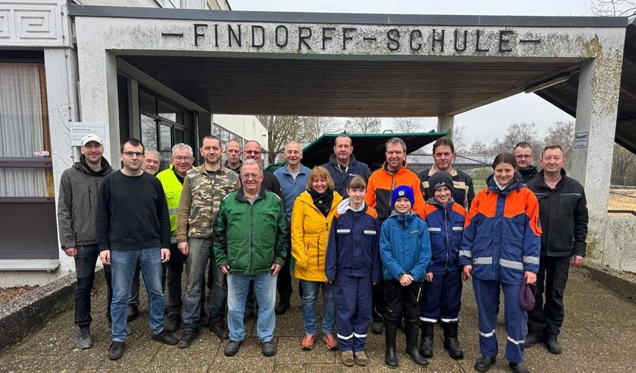 Die fleißigen Helfer:innen wurden nach der Aktion mit einem Mittagessen belohnt.