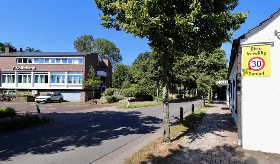 Bald nicht mehr freiwillig 30? Die UWG setzt sich erneut für ein niedrigeres Tempolimit ein, diesmal mit Rückenwind von der Bundesebene.