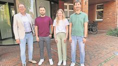 (v. l.) Thorsten Küver, Devin Goschütz, Wencke Foekens und Malte Marbach freuen sich auf die künftige Zusammenarbeit.
