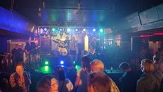 Volle Mainstage im Dancing: Dafür sorgten damals und heute die New Comix.