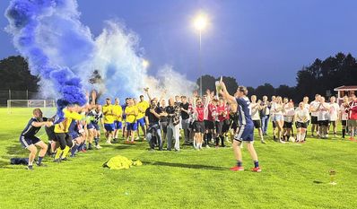 Mit großem Jubel wurden die „Grandgötter“ für ihren Sieg gefeiert.