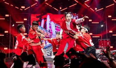 Der Künstler (S)TRONG bringt das K-Pop-Feeling nach Stade.