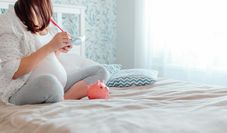 Wird Elternschaft eine Frage von finanziellen Rücklagen?