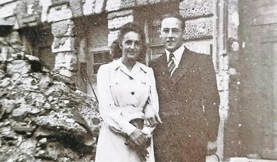 Das deutsch-niederländische Liebespaar Martha Kopka und Kees Maas. Ihr Kinder sind Teil des Projektes.