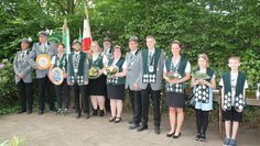 Die amtierende Königsfamilie freut sich auf ein schönes Schützenfest mit vielen Gästen.