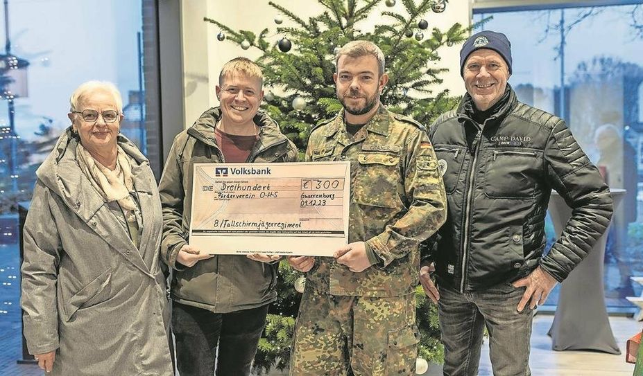 Freudige Gesichter bei der Übergabe sah man bei allen Beteiligten.