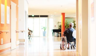 Die finanzielle Belastung für Pflegebedürftige in Niedersachsen hat einen neuen Höchststand erreicht.