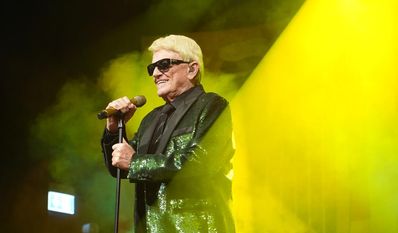 Der 86-jährige Musiker bringt bei der Tour seine größten Hits auf die Bühne.