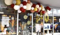 Die Apotheke war für das Jubiläums besonders schön geschmückt worden.