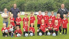 Die Kinder können ab sofort in ihrer neuen Bekleidung spielen.