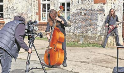 Das Video zum Song „Forevermore“ haben Ancient Curse in der Festung Grauerort in Stade gedreht. Für das Video zum Titelsong „Dimension 5“ war Metalhenge in Bremen die Kulisse (unten).