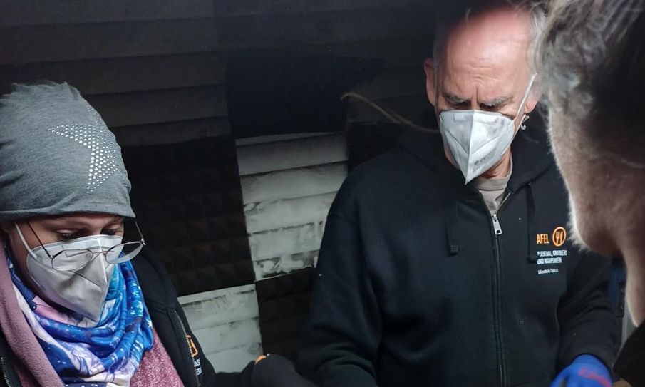 Die Worpsweder Perle hat der Lilienthaler Tafel 20 Tonnen überschüssige Kartoffeln gespendet, die eigenhändig sortiert wurden.