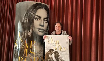 Hans Luettke von der AG „Kino“ freut sich auf die Premiere am 28. Januar. Weitere Vorstellungen sollen monatlich folgen.