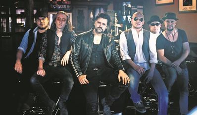 Das preisgekrönte Super-Tribute um das werk eines Kultmusikers wird das Publikum verzaubern.