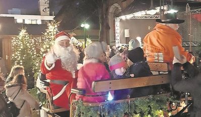 Die Kutschfahrt mit dem Weihnachtsmann ist für viele Kinder ein Highlight.